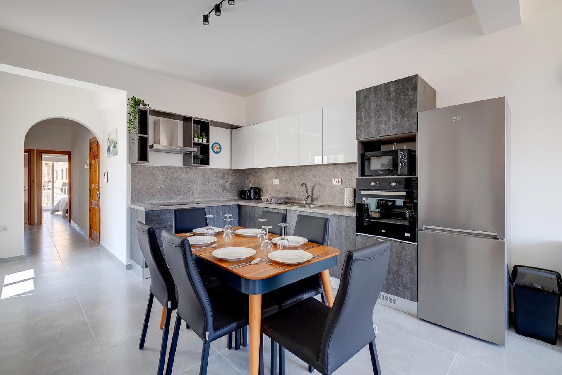 דירות Contemporary 3Br Retreat In Prime סליאמה מראה חיצוני תמונה